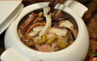 冬蟲(chóng)夏草怎么熬粥好喝？3 種經(jīng)典做法 + 口感秘訣